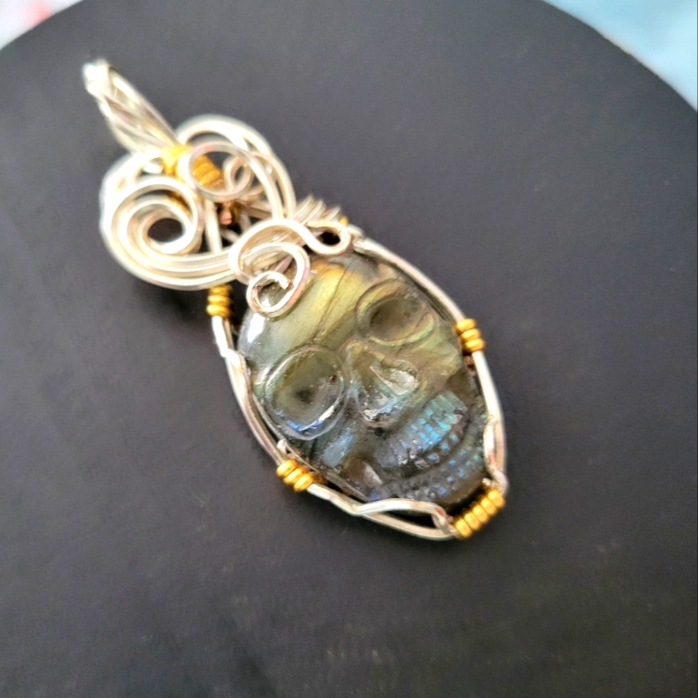 Hand wrapped labradorite skull pendant